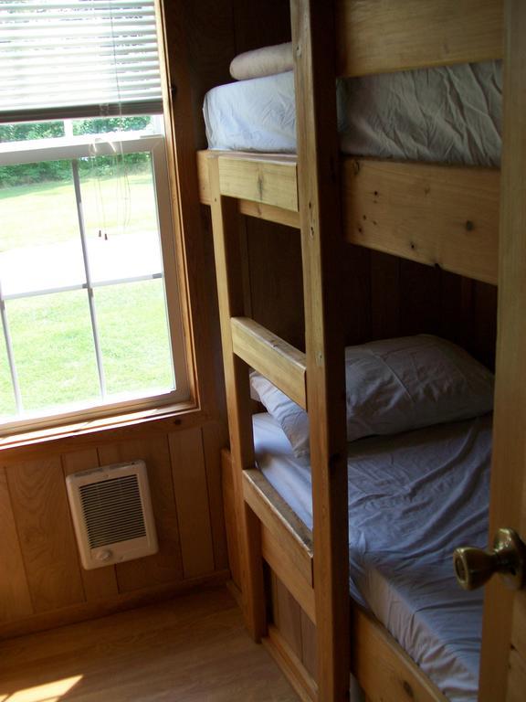 Plymouth Rock Camping Resort Rustic Cabin Elkhart Lake المظهر الخارجي الصورة